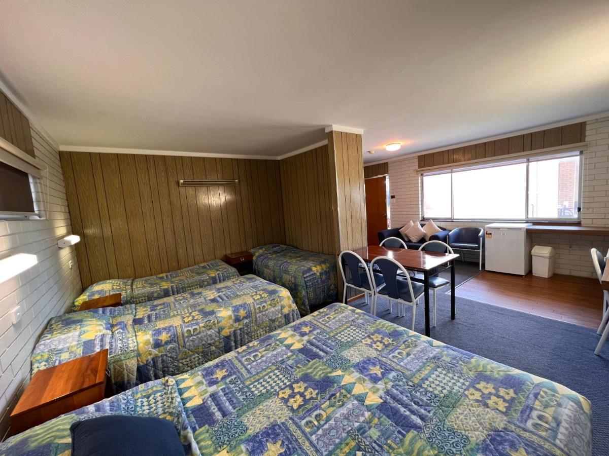 Sturt Motel Balranald Ngoại thất bức ảnh